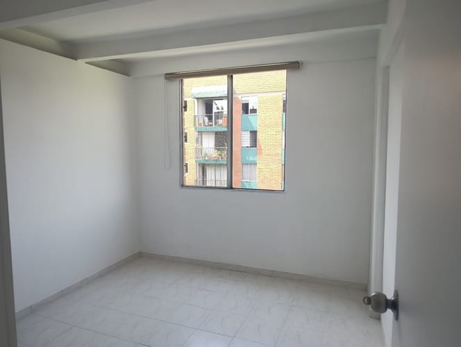 Apartamento de 3 alcobas en arriendo en Patio Bonito, Medellín, 100 m² · foto 8 de 15