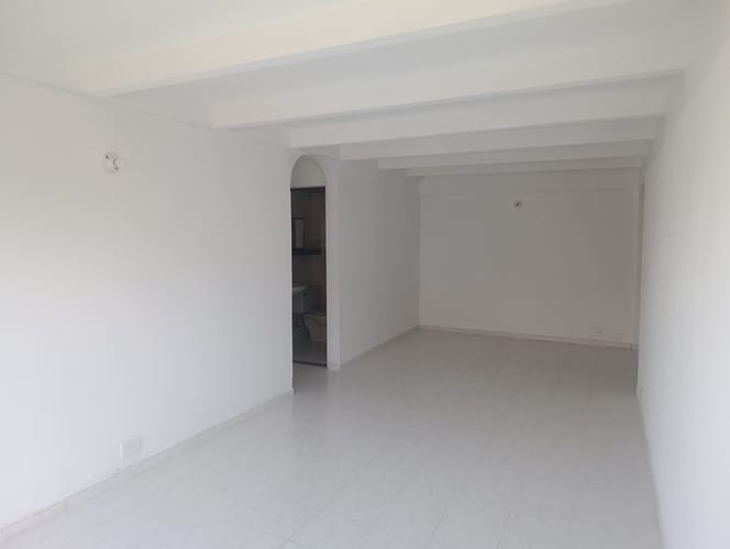 Apartamento de 3 alcobas en arriendo en Patio Bonito, Medellín, 100 m² · foto 12 de 15