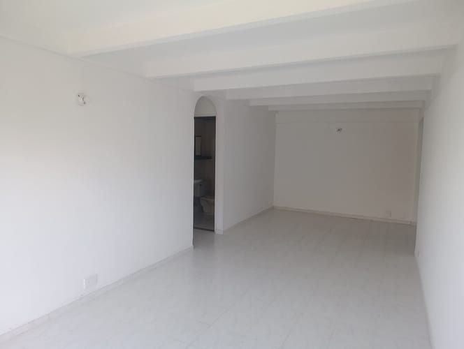 Apartamento de 3 alcobas en arriendo en Patio Bonito, Medellín, 100 m² · foto 13 de 15
