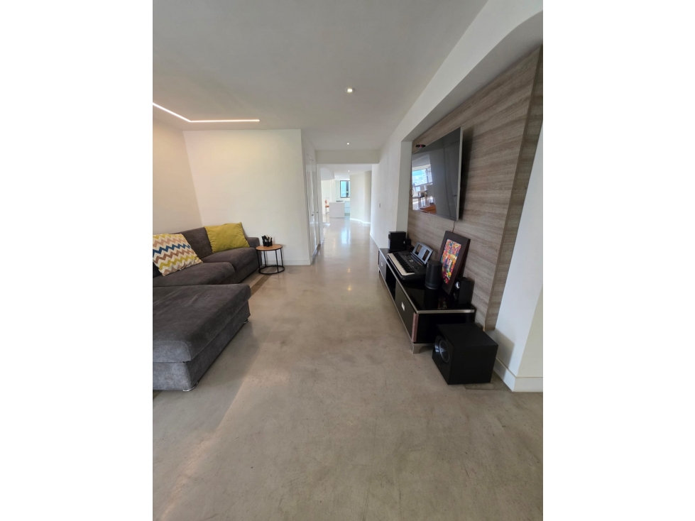Apartamento en arriendo en El Poblado, Medellín · foto 6 de 23