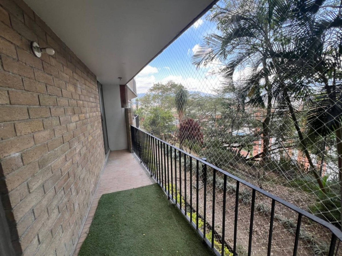 Apartamento en arriendo en Las Palmas, Medellín · foto 23 de 24