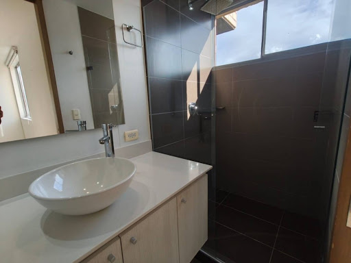 Apartamento en arriendo en Loma Del Esmeraldal, Envigado · foto 12 de 17