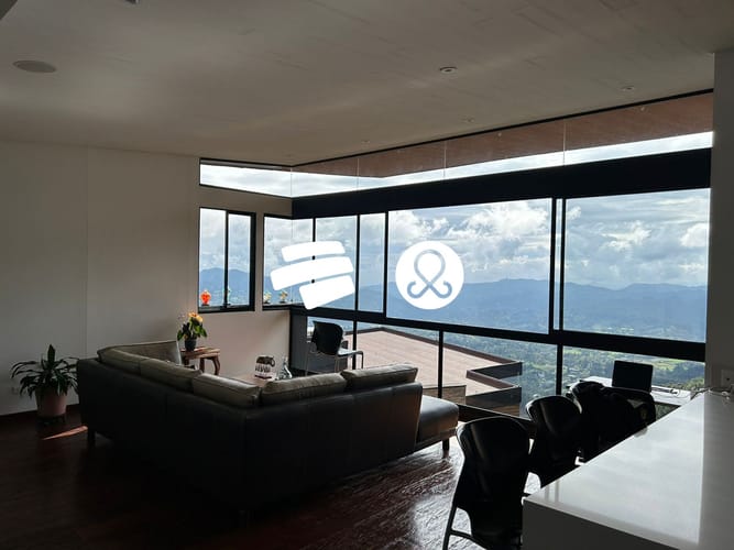 Apartamento de 2 alcobas en venta en Las Lomas, Medellín, 129 m² · foto 3 de 14