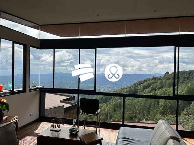 Apartamento de 2 alcobas en venta en Las Lomas, Medellín, 129 m² · foto 5 de 14