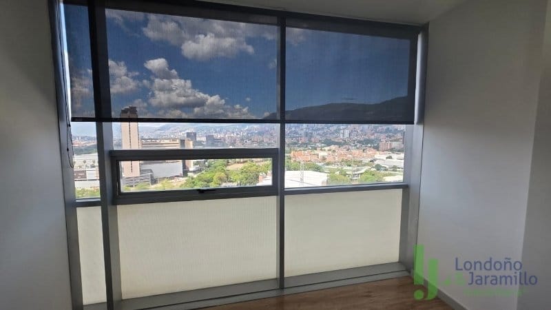 Oficina en venta en Primavera, Envigado, 27 m² · foto 12 de 15