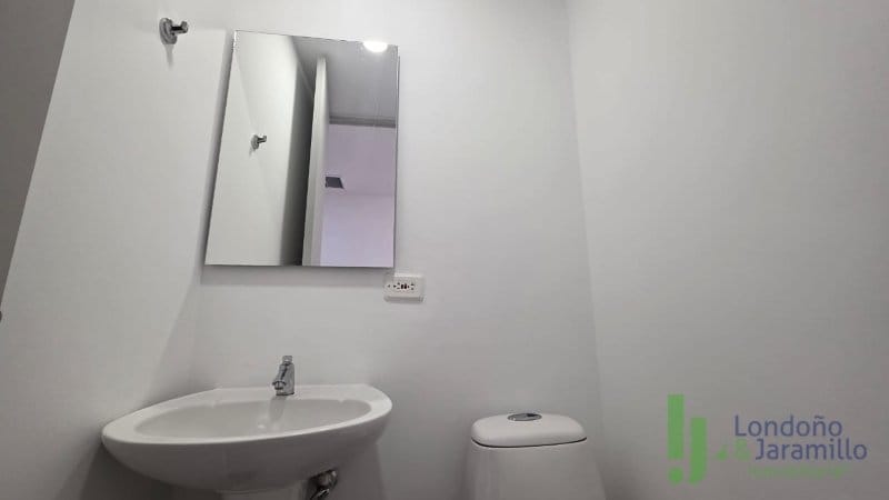 Oficina en venta en Primavera, Envigado, 27 m² · foto 15 de 15