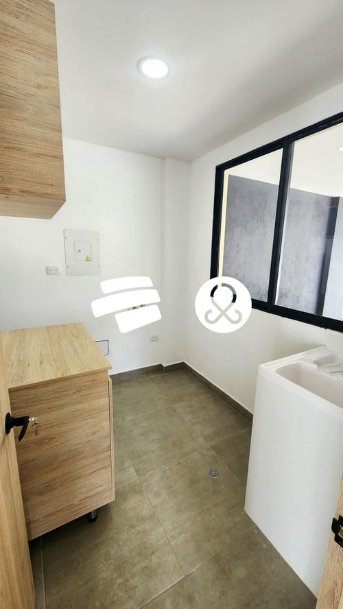 Casa de 4 alcobas en venta en Llano Grande, Rionegro, 250 m² · foto 13 de 14