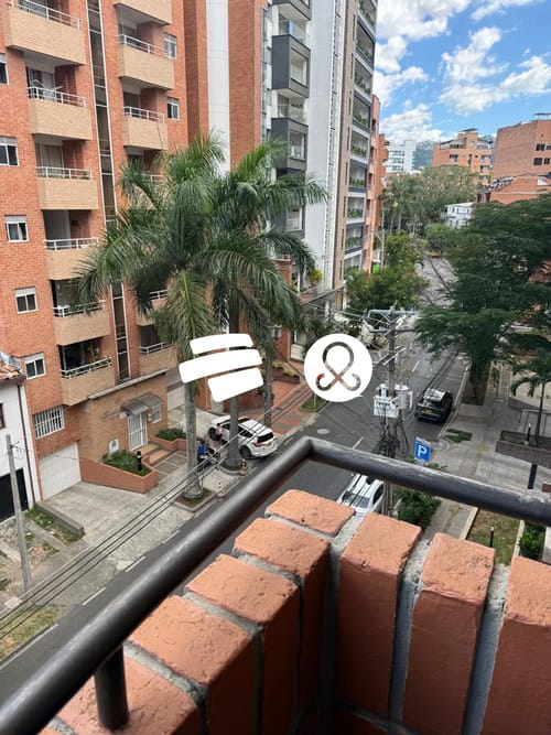 Apartamento de 3 alcobas en venta en Laureles, Medellín, 128 m² · foto 12 de 12
