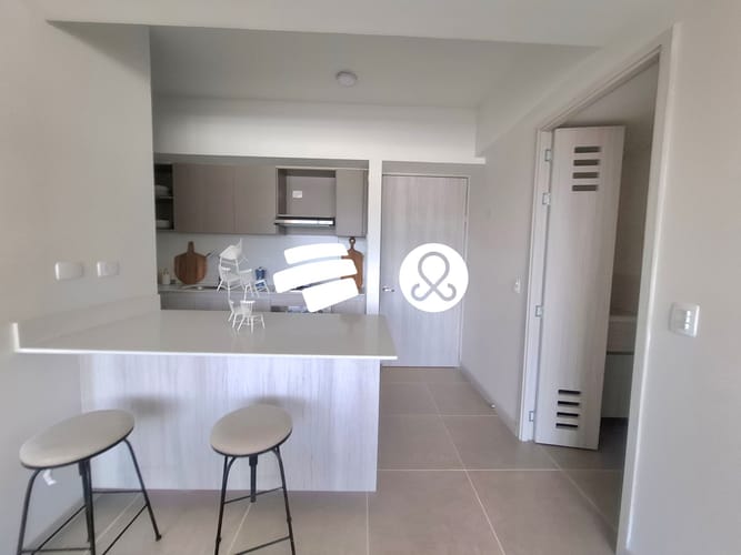 Apartamento de 3 alcobas en venta en El Poblado, Medellín, 94 m² · foto 10 de 24