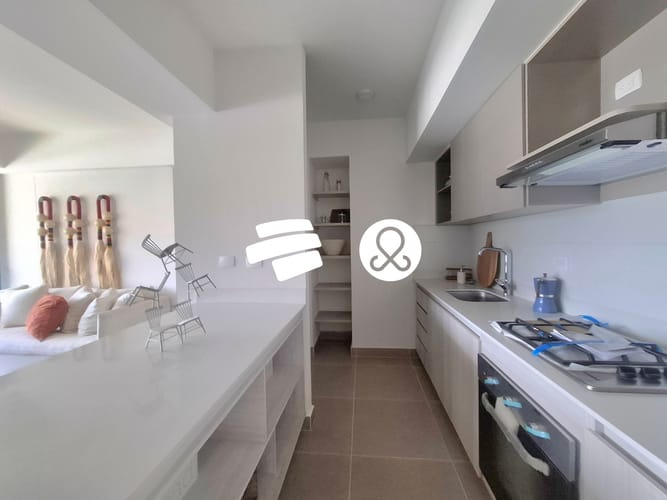 Apartamento de 3 alcobas en venta en El Poblado, Medellín, 94 m² · foto 11 de 24