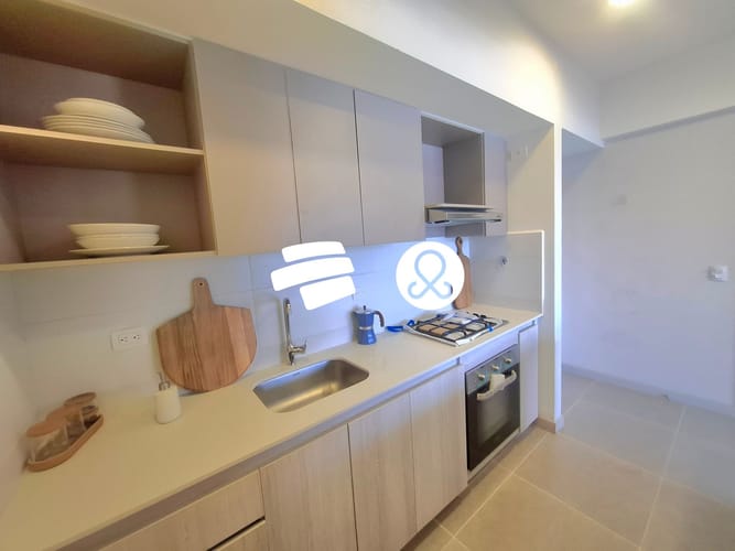 Apartamento de 3 alcobas en venta en El Poblado, Medellín, 94 m² · foto 14 de 24