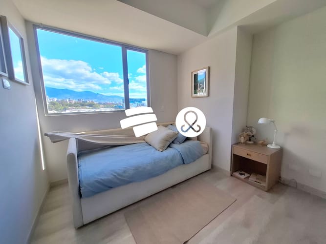 Apartamento de 3 alcobas en venta en El Poblado, Medellín, 94 m² · foto 17 de 24