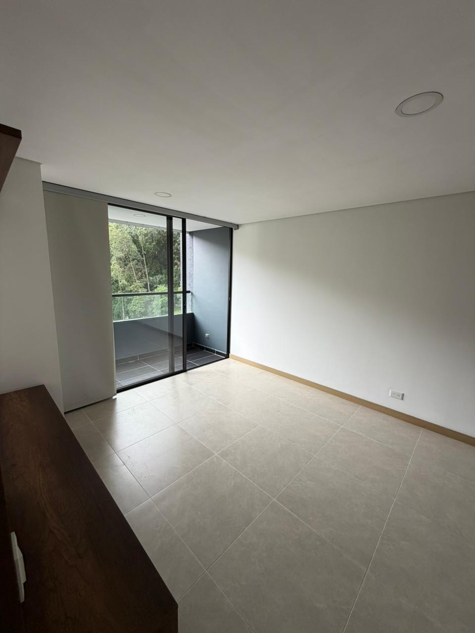 Apartamento de 2 habitaciones en arriendo en Las Palmas, Medellín — imagen 1 de 10