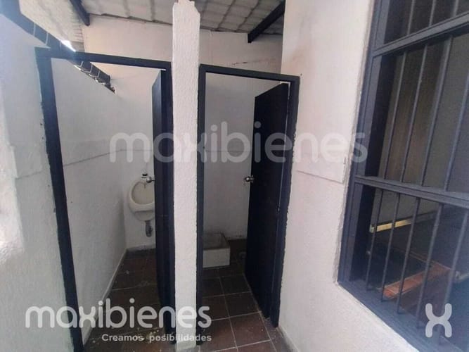 Local en arriendo en Cabecera Urbana San Cristobal, Medellín, 70 m² · foto 6 de 9