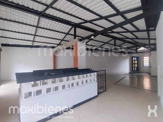 Local en arriendo en Cabecera Urbana San Cristobal, Medellín, 70 m² · foto 7 de 9