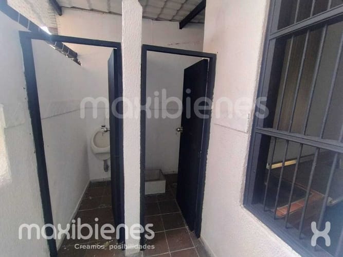 Local en arriendo en Cabecera Urbana San Cristobal, Medellín, 70 m² · foto 8 de 9