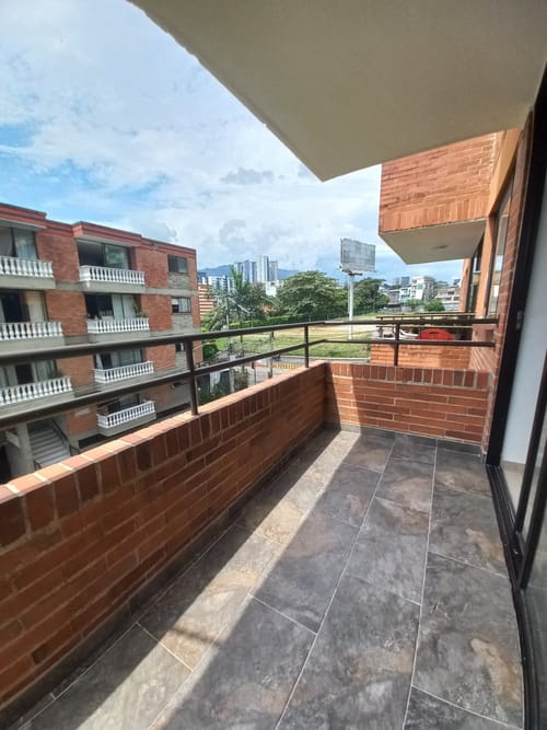 Apartamento de 3 alcobas en venta en Picaleña Y Mirolindo, Ibagué, 100 m² · foto 6 de 24