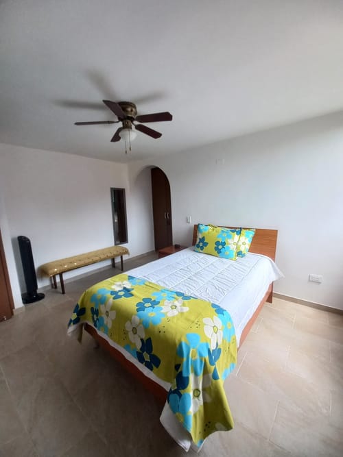 Apartamento de 3 alcobas en venta en Picaleña Y Mirolindo, Ibagué, 100 m² · foto 11 de 24