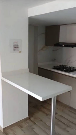 Apartamento en arriendo en El Vergel, Bogotá · foto 2 de 8