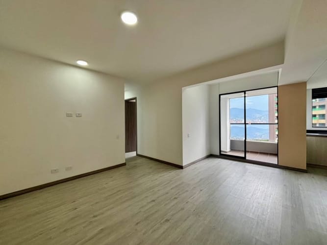 Apartamento en venta en Las Palmas, Medellín · foto 5 de 17