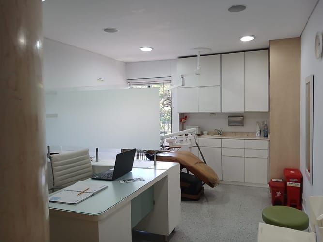 Consultorio en venta en El Poblado, Medellín, 30 m² · foto 5 de 11