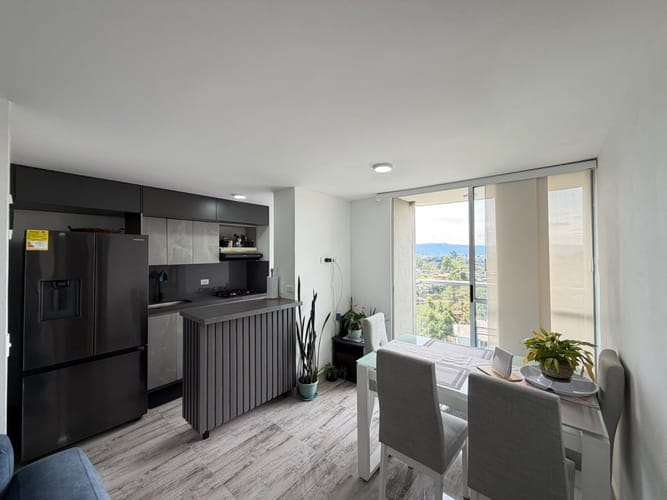 Apartamento de 3 alcobas en venta en Fontibon, Rionegro, 57 m² · foto 2 de 13