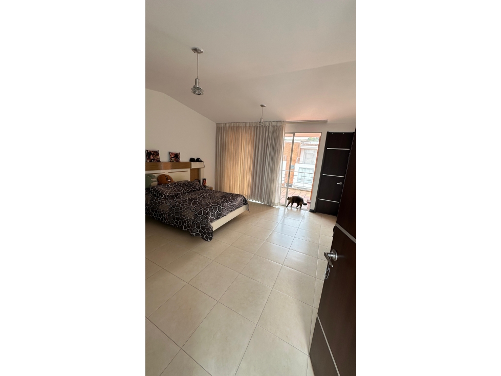 Casa en venta en Avenida 30 De Agosto, Pereira · foto 7 de 13