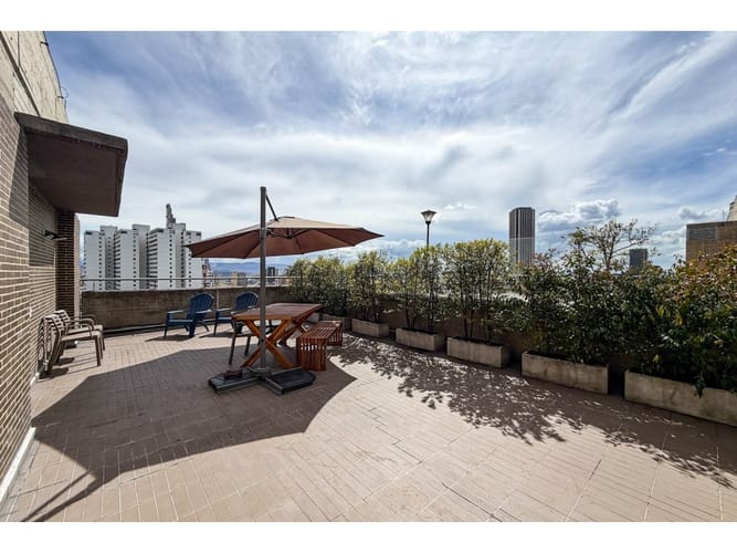 Apartamento de 1 alcoba en venta en Bosque Izquierdo, Bogotá, 56 m² · foto 17 de 21