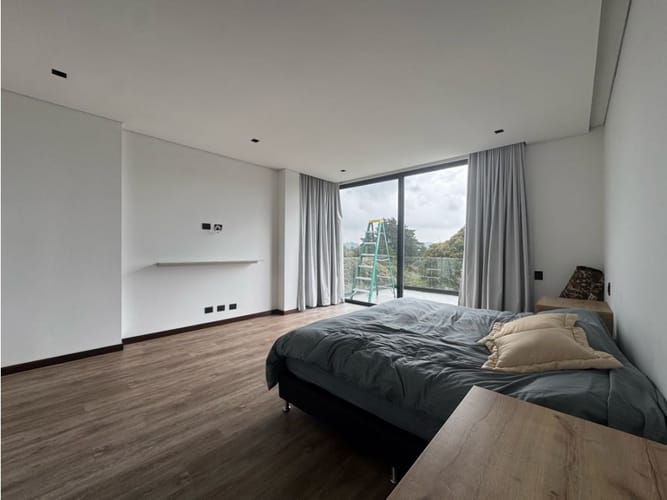Casa de 3 alcobas en venta en Vía Las Palmas, Envigado, 450 m² · foto 22 de 24