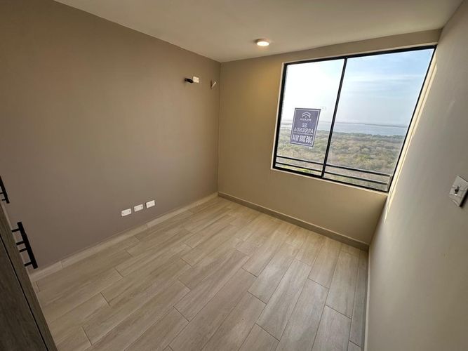 Apartamento de 3 alcobas en venta en Ciudad Mallorquin, Barranquilla, 77 m² · foto 11 de 14