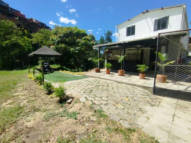 Lote en arriendo en Quitasol, Bello, 600 m² · foto 5 de 9