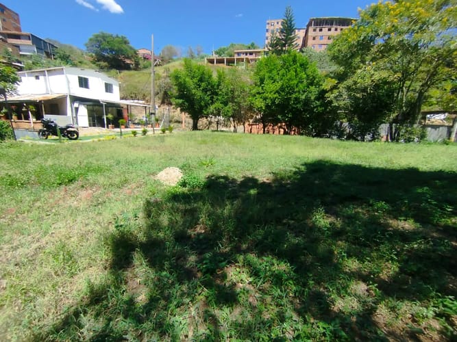 Lote en arriendo en Quitasol, Bello, 600 m² · foto 8 de 9