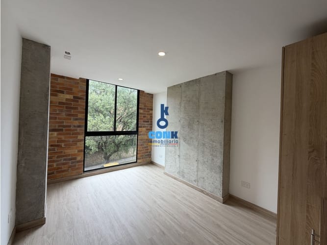 Apartaestudio en venta en Bella Suiza, Bogotá, 34 m² · foto 3 de 10
