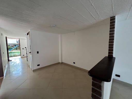 Casa de 3 alcobas en venta en Suramérica, La Estrella, 118 m² · foto 5 de 17