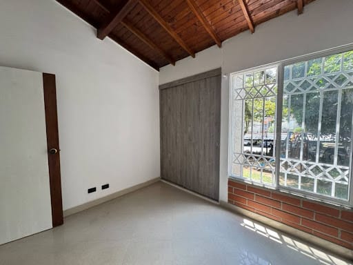 Casa de 3 alcobas en venta en Suramérica, La Estrella, 118 m² · foto 6 de 17