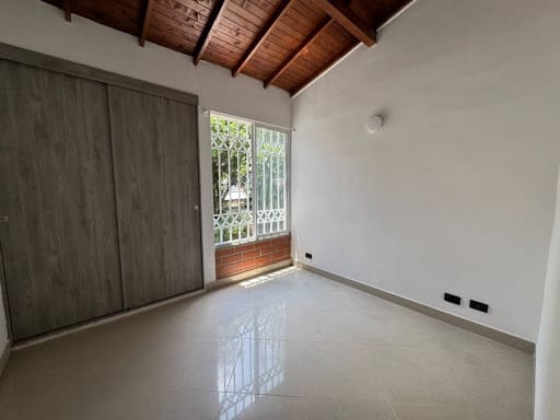 Casa de 3 alcobas en venta en Suramérica, La Estrella, 118 m² · foto 11 de 17