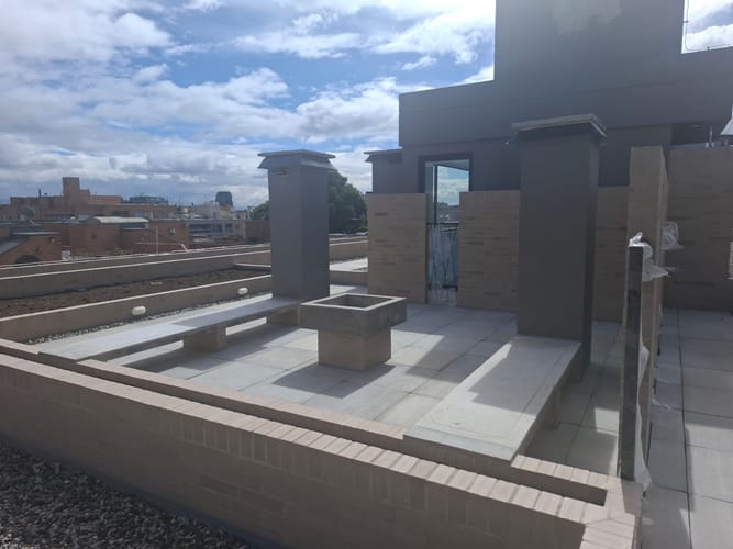 Apartamento de 2 alcobas en venta en Chicó Navarra, Bogotá, 80 m² · foto 23 de 24