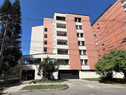 Apartamento en arriendo en El Portal, Envigado · foto 14 de 17