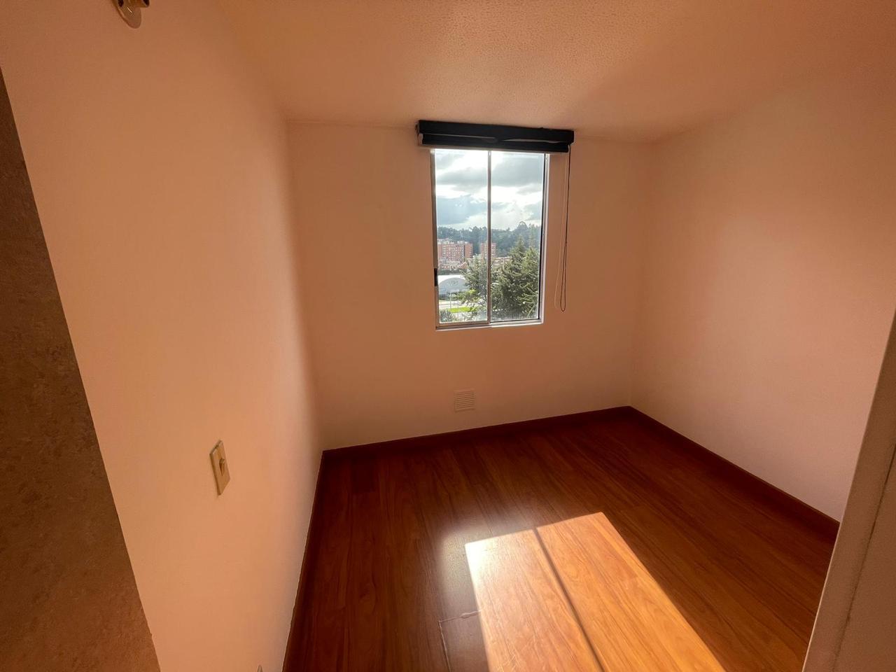 Apartamento en venta en Portales Del Norte, Bogotá · foto 7 de 13