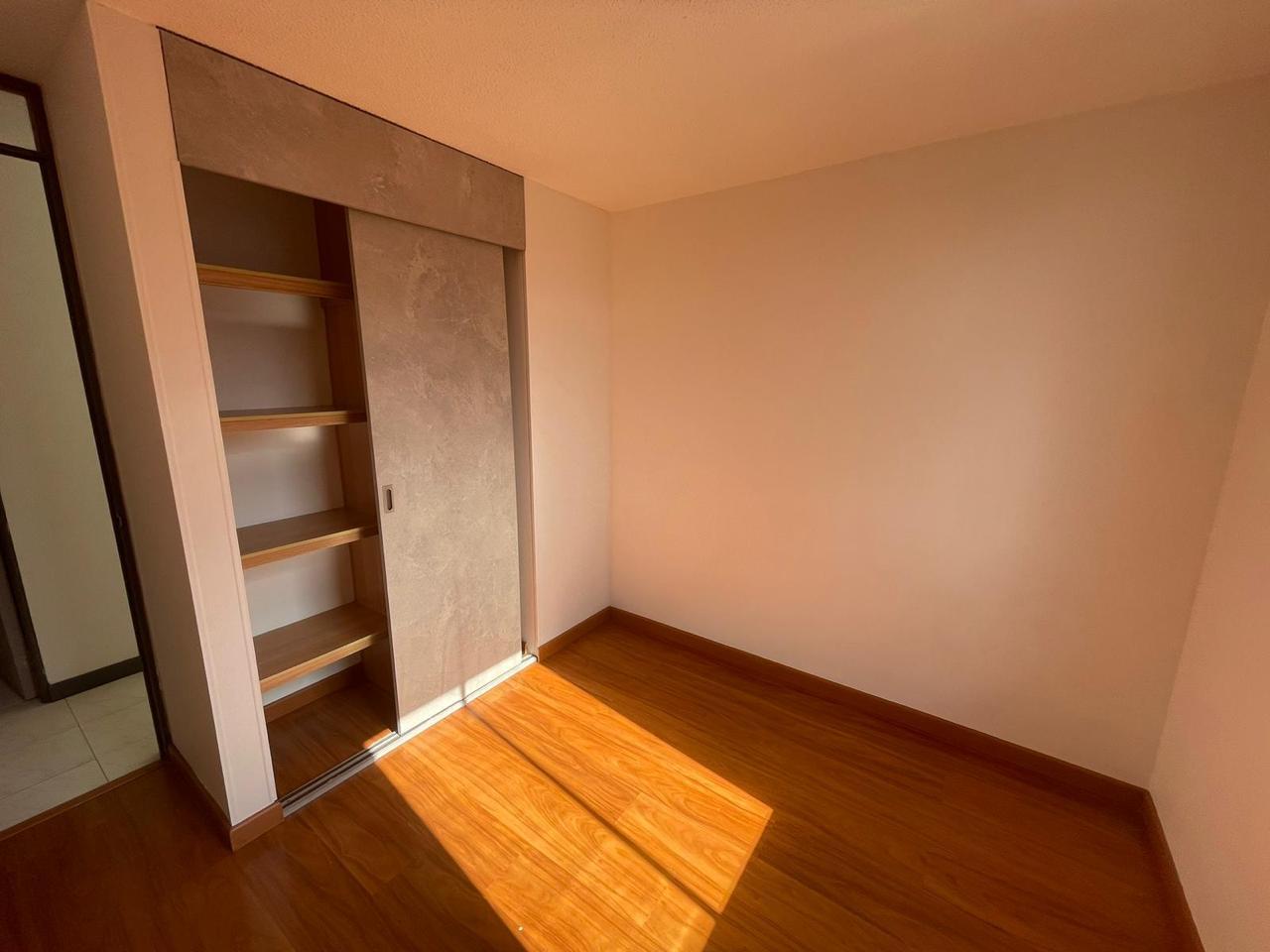 Apartamento en venta en Portales Del Norte, Bogotá · foto 10 de 13