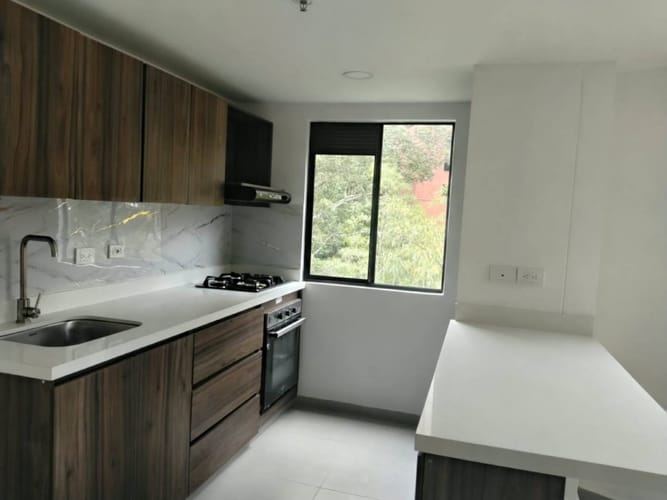 Apartaestudio en venta en Vía Las Palmas, Medellín, 59 m² · foto 2 de 16