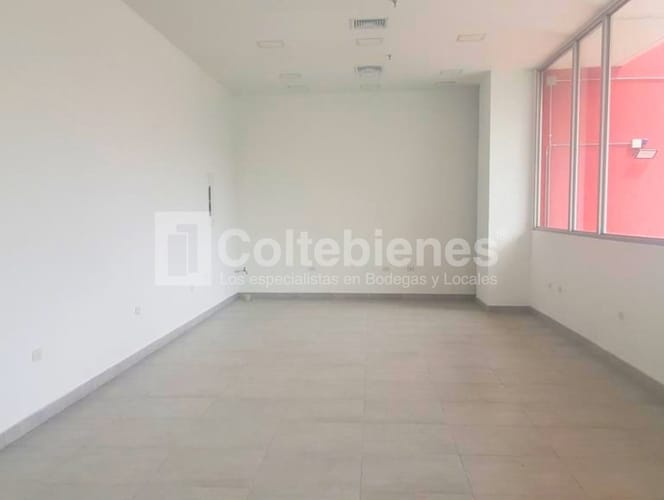 Local en venta en Suramérica, Itagüí, 52 m² · foto 9 de 16
