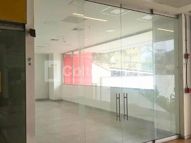 Local en venta en Suramérica, Itagüí, 52 m² · foto 14 de 16