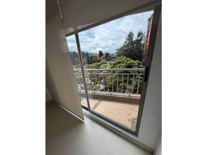 Apartamento de 3 alcobas en venta en Colina Campestre, Bogotá, 103 m² · foto 5 de 24