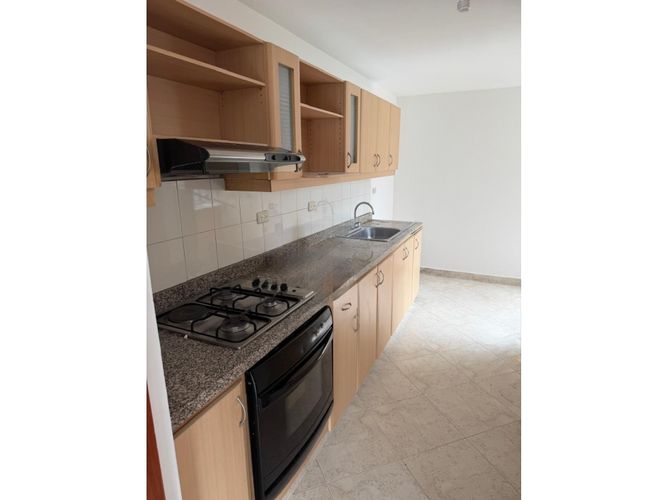 Apartamento de 3 alcobas en venta en Colina Campestre, Bogotá, 103 m² · foto 7 de 24