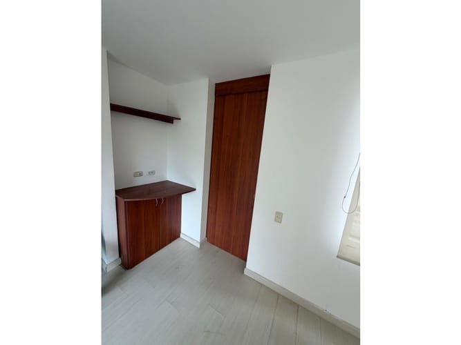 Apartamento de 3 alcobas en venta en Colina Campestre, Bogotá, 103 m² · foto 18 de 24
