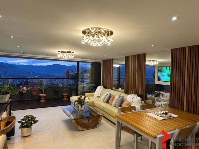 Apartamento de 3 alcobas en venta en Las Palmas, Medellín, 111 m² · foto 13 de 24