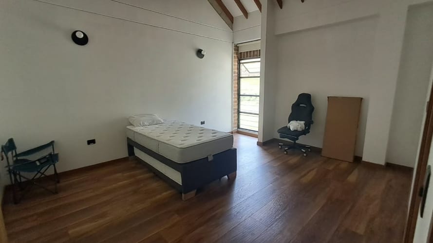 Casa de 3 alcobas en arriendo en San Antonio, Guarne, 290 m² · foto 11 de 24