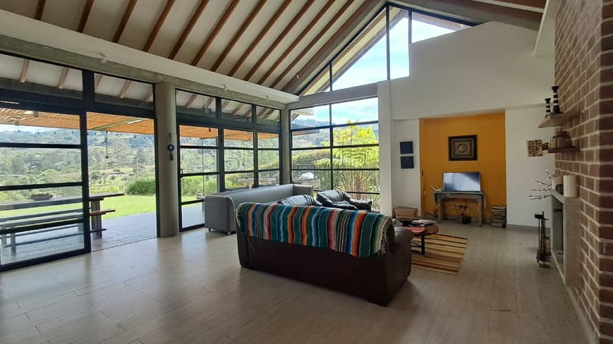Casa de 3 alcobas en arriendo en San Antonio, Guarne, 290 m² · foto 22 de 24