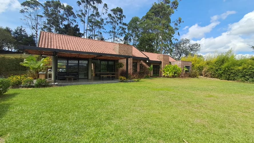 Casa de 3 alcobas en arriendo en San Antonio, Guarne, 290 m² · foto 23 de 24